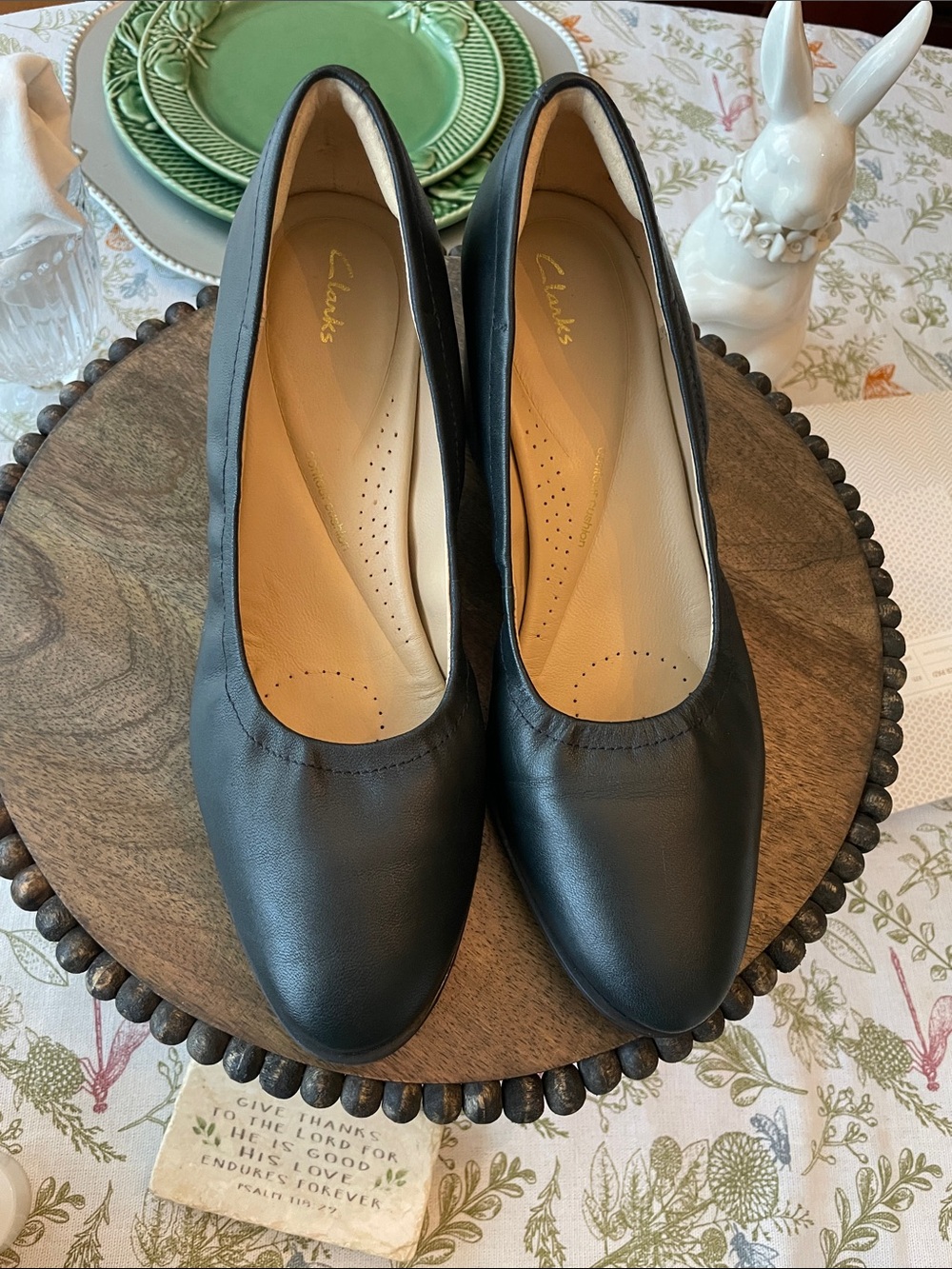Clarks Freva55 Navy Leather Block Heel Pumps Size 7.5W